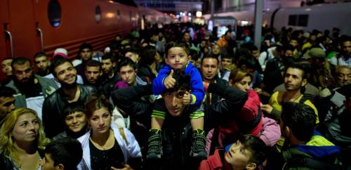 Ong tedesca antimigranti: "Profughi, andate in Siria. È luogo sicuro"