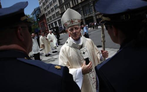 Abusi su minori, Francesco accetta le dimissioni del cardinale Wuerl