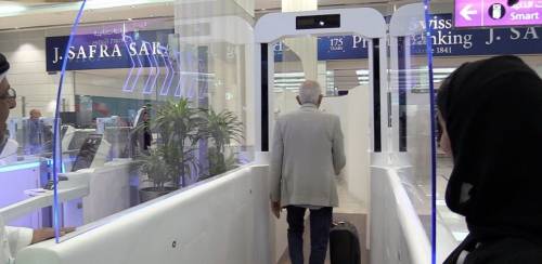 Dubai, in aeroporto il controllo del passaporto si fa in 15 secondi