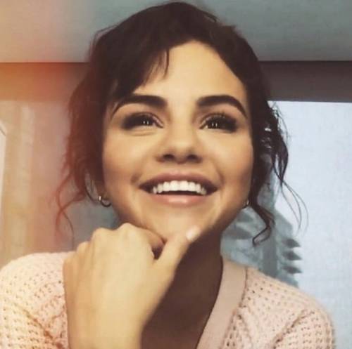Selena Gomez, il dramma: ricoverata per crollo emotivo