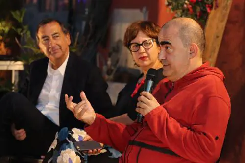 "Chiudere di notte i market che disturbano. Ma non solo gli etnici"