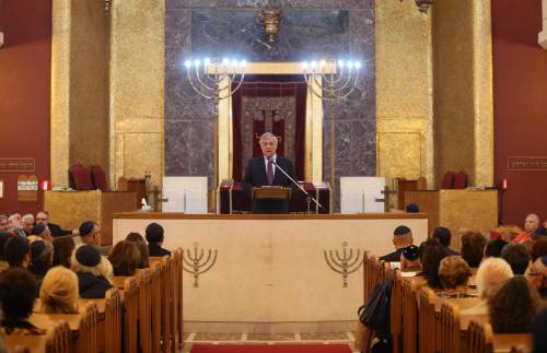 Gli ebrei in pericolo "Torna la minaccia dell'antisemitismo"