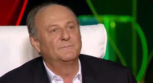 Gerry Scotti non trattiene le lacrime: pianto in diretta a Tu si que vales