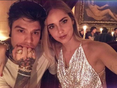 Fedez dedica la canzone a Leone e la Ferragni scoppia a piangere