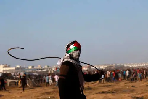 Gaza, tre carabinieri italiani assediati da miliziani di Hamas