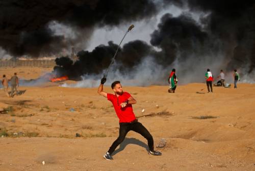 Gaza, l'inseguimento e la sparatoria. Poi Hamas libera i tre carabinieri italiani