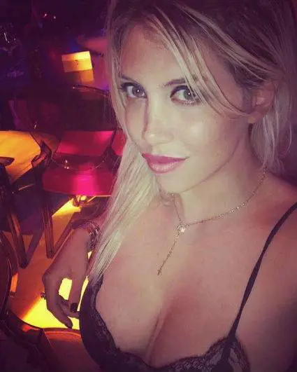 Wanda Nara, le immagini dell'armadio