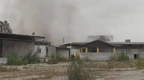 Bari, il "palazzo della morte": venti vittime per tumore da roghi tossici nella vicina discarica