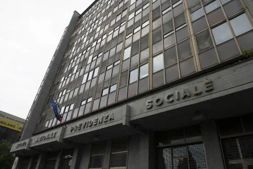 Pensioni, quanti soldi perderà chi deciderà per la "quota 100"