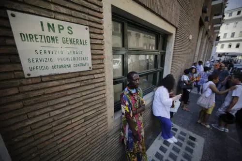 Blitz con le mazze da baseball: feriti due stranieri