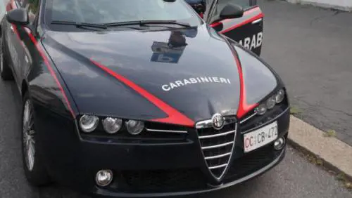 Salerno, extracomunitario aggredisce un 35enne