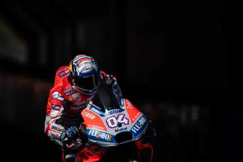 Dovi signore della pioggia. E Valentino cade ancora