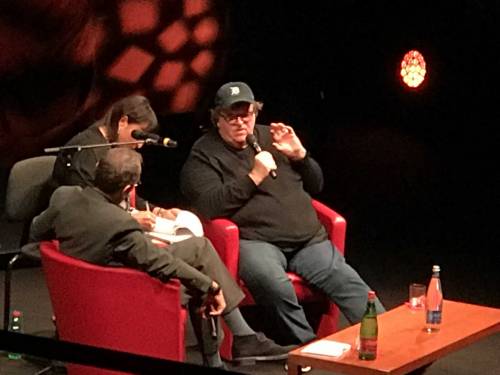 La Festa del Cinema diventa comizio politico con Michael Moore