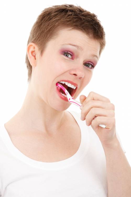  La scarsa igiene orale aumenta la pressione
