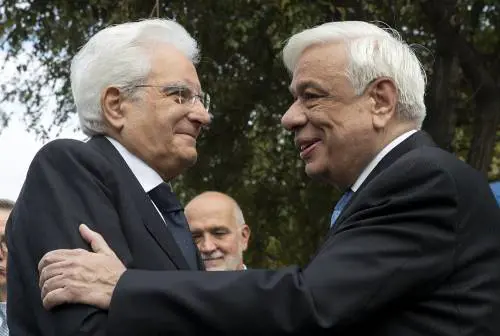 Mattarella: "Avanti con l'Ue, non ripetere errori del passato"