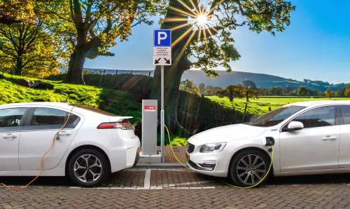 Benzina e diesel, incentivi finiti Restano quelli delle auto green