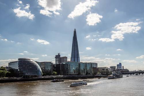 Londra, nessuno compra l'attico allo Shard: colpa della Brexit