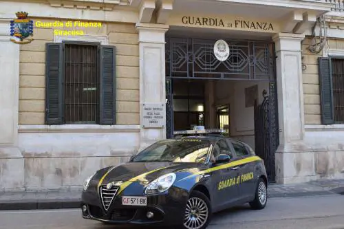Siracusa, sei arresti per corruzione e turbativa d'asta
