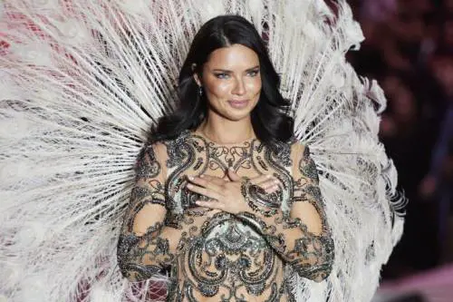 Victoria’s Secret Fashion Show, gli angeli tornano a New York