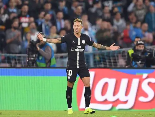 Neymar-Psg: mezzo miliardo di euro per trasferimento, ingaggio e commissioni