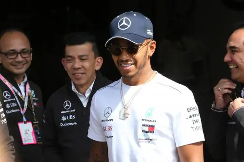 A Hamilton la gara rissa, alla Rossa un podio inutile