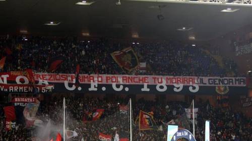 Ultras Genoa, striscione choc contro Preziosi: "Anche tu morirai"