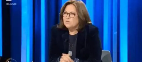 La Annunziata a Di Battista: "Grazie per quel 'puttana'"