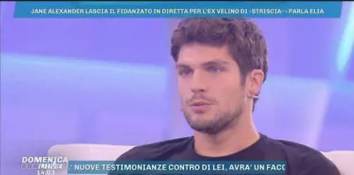 L'indiscrezione: "Elia Fongaro frequenta anche gli uomini"