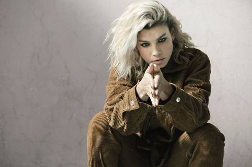 "Nuove canzoni e tour Il mio anno difficile  riparte con un Boom!"