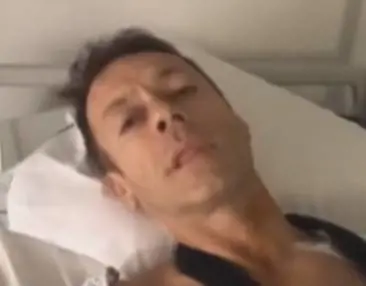 Rocco Siffredi protagonista di un video di beneficenza. Ma scatta la polemica