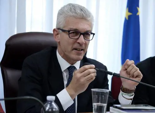 Adesso il 5 Stelle Morra vuole Salvini alla sbarra: "Diciamo sì al processo, ci giochiamo la credibilità"