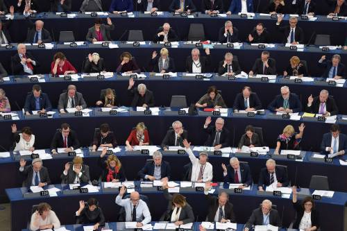 Problema tecnico, il Parlamento Ue non vota per i corridoi umanitari