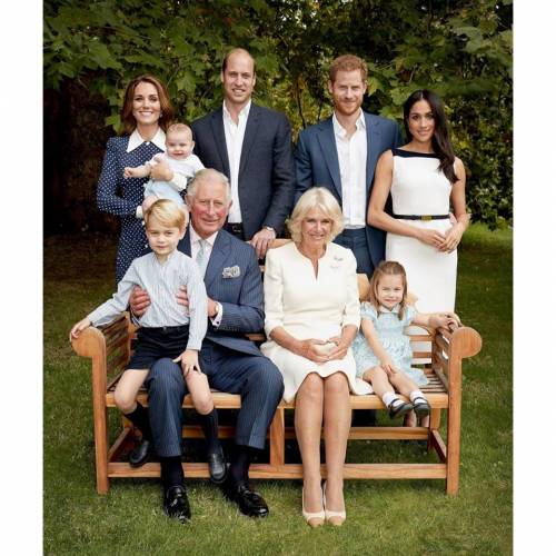 Per i 70 anni di Carlo, foto di famiglia coi nipotini