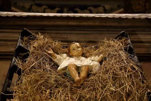Terni, l'imam contro la sinistra: "Giusto fare la recita di Natale"