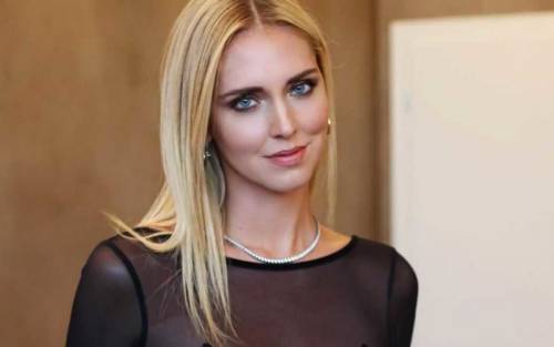 Chiara Ferragni alla conquista di Disneyland per i 90 anni di Topolino