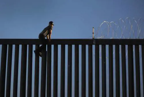 Carovana migranti, Trump: "Tornate a casa"