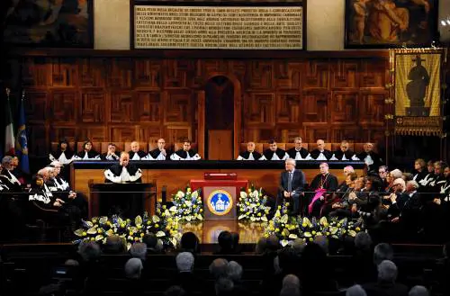 Tajani e le radici d'Europa: «Persona e identità cristiana»