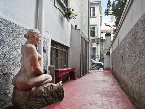 Un viaggio tra le case museo racconta l'anima della città