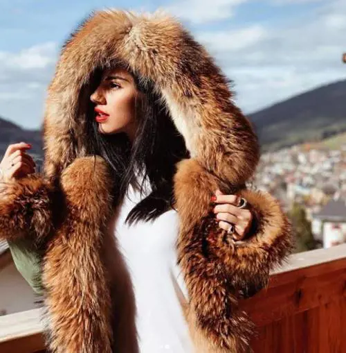Daiela Martani attacca Giulia De Lellis: "Metti le pellicce? Sei una peracottara"