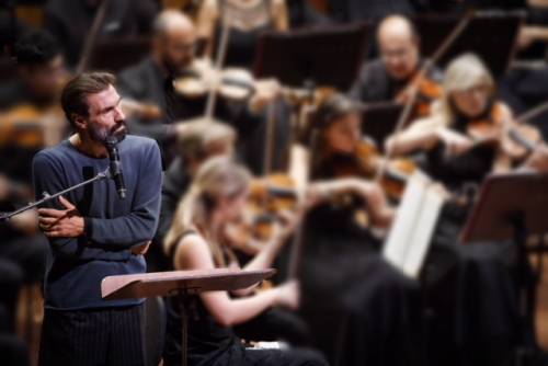 "Amleto è il mio eroe: per questo sul palco  gli dedico un concerto"