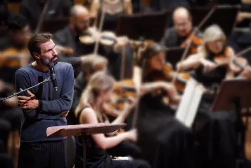 "Amleto è il mio eroe: per questo sul palco  gli dedico un concerto"