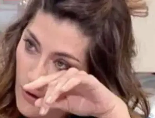Il dolore della Isoardi per il micio "Lassù Otello salterà sui tetti..."
