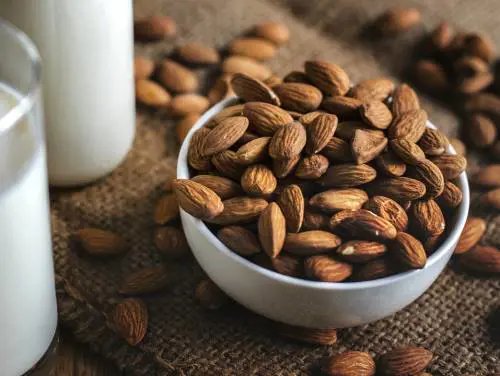 Mandorle, snack alleato del nostro benessere