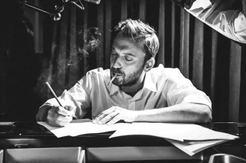 Cremonini senza artifici: "Io solo con il pianoforte"