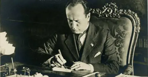 Politica, intrighi, lussuria. E Mussolini si diede al feuilletton