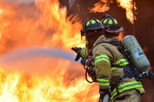 Incendio in Svizzera: 6 morti, tra cui alcuni bambini