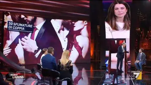 Fusaro contro una coppia di scambisti: "Leggetevi il Simposio di Platone"