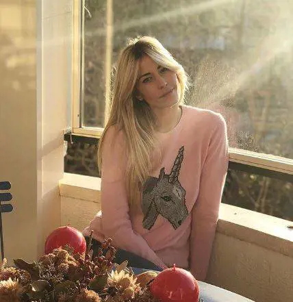Elena Santarelli prega per il figlio: "È arrabbiato per il tumore"