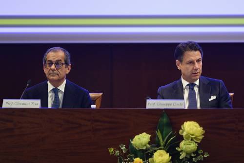L'ex ministro Tria demolisce Conte: "Troika in Italia, avrei evitato..."
