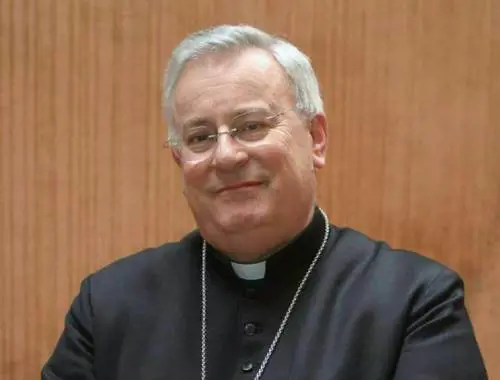 Obiettivo 10 maggio per riprendere le messe. "Noi vescovi fregati..."